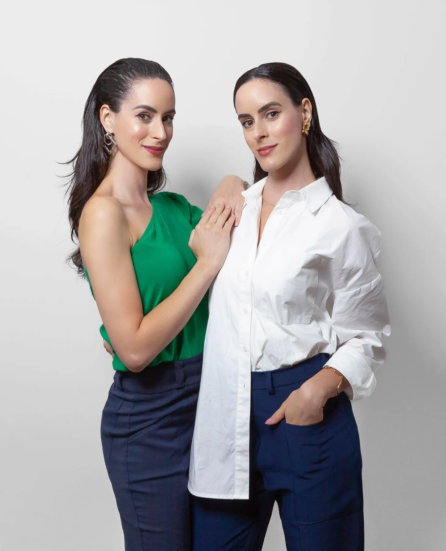 Fabiana e Luciene Paulelli, irmãs gêmeas e sócias da Duplica Aí